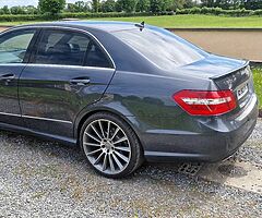 For sale Mercedes e350 amg,top spec,nct and tax,low miles - Image 8/10