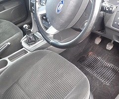 Car - Image 6/10