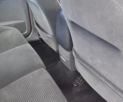 Car - Image 8/10