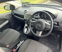 Automatic 2013 mazda demio 1.3 petrol 
Skyactiv I-stop
 43000 miles
Nct 3/2024✅
Tax 3/2023✅ - Image 7/10