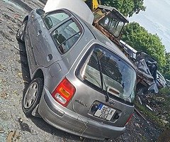 Nissan micra