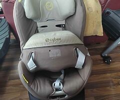 Cybex car seat for todlers