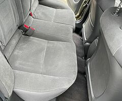 Honda Civic 1.3 Hybrid Automatic / 2008 - Image 7/10