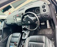 2010 Volkswagen Tiguan - Image 7/10