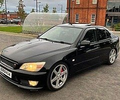 Lexus IS200