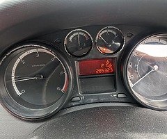 Peugeot 308 SW 1.6hdi-e - Image 9/10