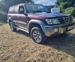 Nissan patrol - Image 4/8