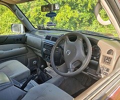 Nissan patrol - Image 5/8