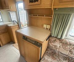 Avondale 2 Berth Mint Caravan For Sale - Image 7/10