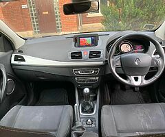 2010 renault grand megane 1.5dci diesel
5 speed manual 
Low 77000 miles
1 owner - Image 6/10