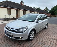 07 Opel Astra 1.9cdti diesel
 6 speed manual 
New nct till February next yer2/2023✅
New tax 4/2023✅ - Image 5/10