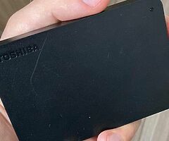 Toshiba 1 TB External Portable Hard Drive Canvio Basics USB 3.0