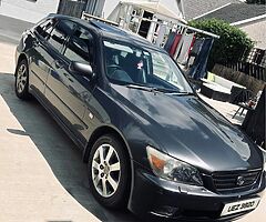 2004 Lexus IS 200