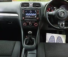 12 VW GOLF 1.6 TDI  5 DOOR H/B MAN  @ REDDY 2 DRIVE LTD KILDARE - Image 8/10
