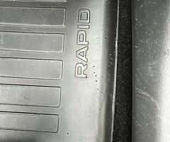Skoda rapid 2015 - Image 9/10