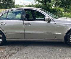2006 Mercedes-Benz E-Class - Image 5/10