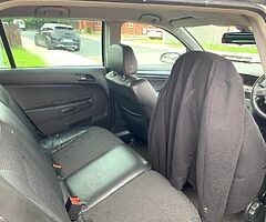 Opel Astra 1.9cdti diesel
 6 speed manual 
New nct till February next yer2/2023✅
New tax 4/2023✅ - Image 8/10