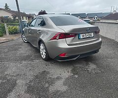 2014 Lexus is300h hybrid - Image 6/10
