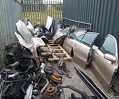 Parts from Mercedes E class - Image 5/6