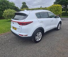 2017 Kia Sportage 2 CRDI - Image 4/10