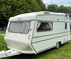 Carlight 2 Berth MINT Lightweight Caravan For Sale