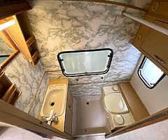 Carlight 2 Berth MINT Lightweight Caravan For Sale - Image 9/10