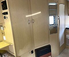 Carlight 2 Berth MINT Lightweight Caravan For Sale - Image 10/10