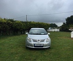 2010 Toyota avensis