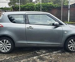 2016 Suzuki Swift - Image 5/10