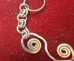 Ladies silver chain and pendant - Image 5/10
