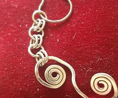 Ladies silver chain and pendant - Image 6/10