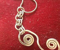 Ladies silver chain and pendant - Image 8/10