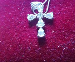 Ladies silver chain and pendant - Image 7/10