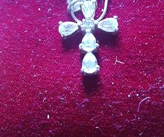 Ladies silver chain and pendant - Image 8/10