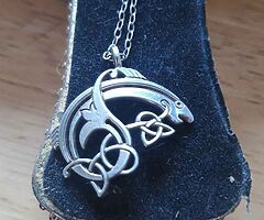 Ladies silver chain and pendant - Image 4/8