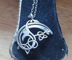 Ladies silver chain and pendant - Image 5/8
