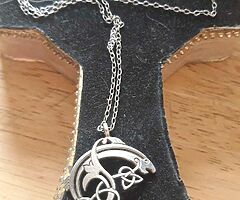 Ladies silver chain and pendant - Image 7/8