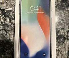 BRAND NEW IPHONE X 
SEALED IN BOX (256GB) with free Airpords

Condition : Brand new 
lock status: Fa