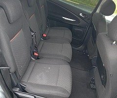 2010 Ford Galaxy - Image 5/9