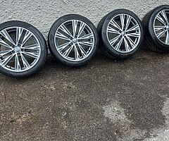 Audi A6 20inch genuine alloy wheels with tyres for sale