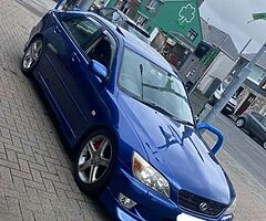 Lexus IS 200