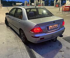 Mitsubishi Lancer 1.3 - Image 8/10