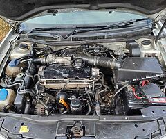 2003 Volkswagen Golf - Image 9/10