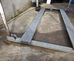 12v lift