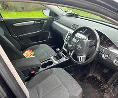 2012 Volkswagen Passat 1.6TDI NEW NCT February 20’23 Tax July 20’22 - Image 6/6