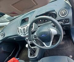 2012 Ford Fiesta - Image 4/5