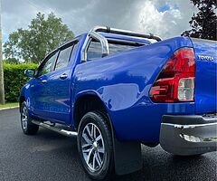 2016 Toyota Hilux - Image 5/10