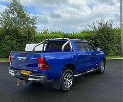 2016 Toyota Hilux - Image 8/10