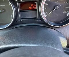 PEUGEOT 308 1.4 Petrol - Image 8/9