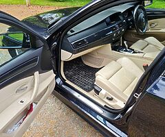 2009 BMW Series 5
